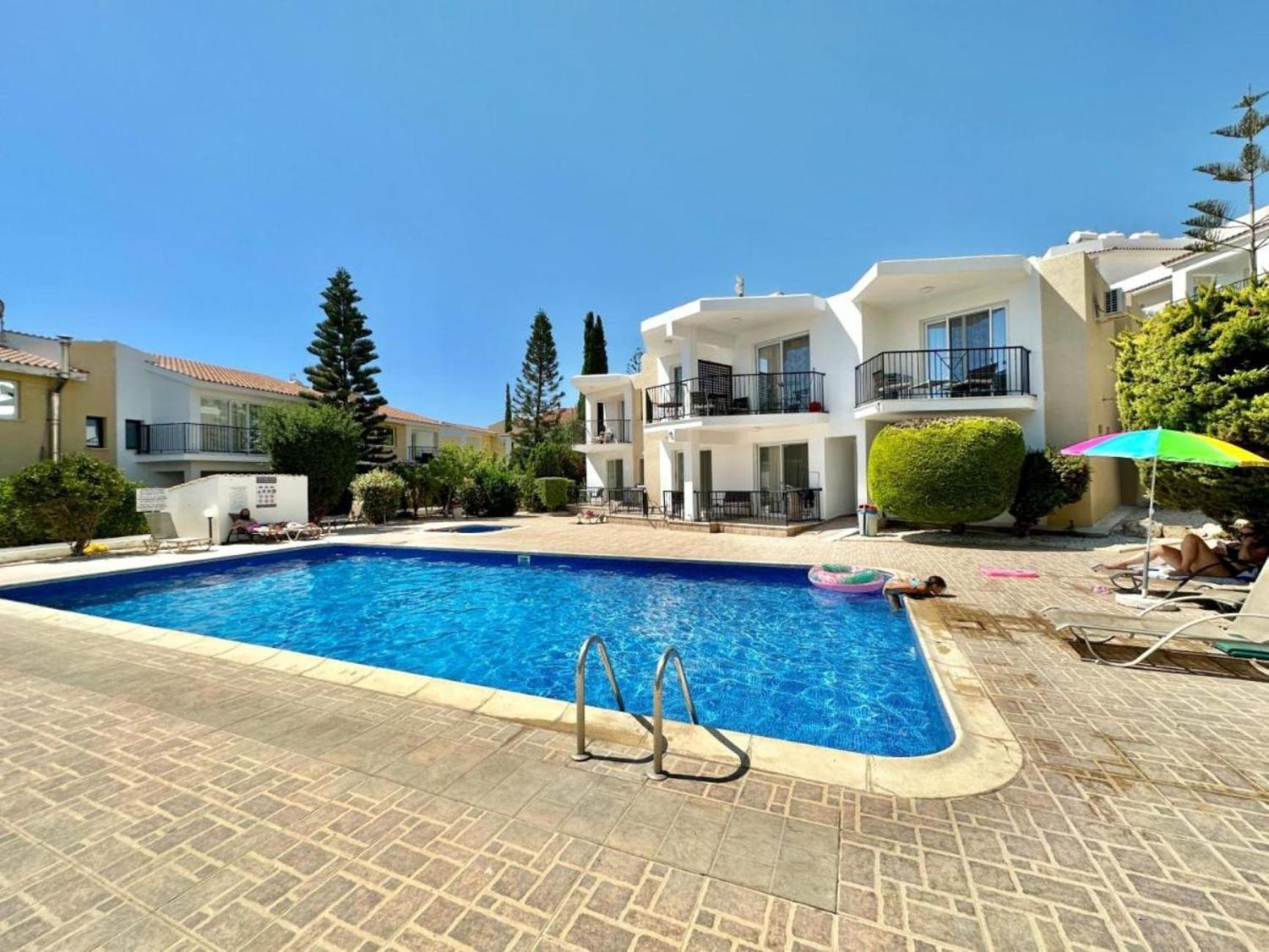H&O Danaos Sea Breeze Apartment Paphos Exteriör bild